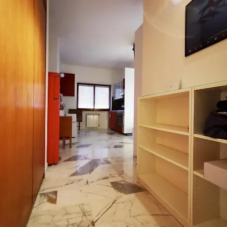 Rouge Studio - 10 Min From Vatican Appartamento Roma