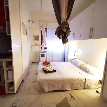 Rouge - 10 Min From Vatican Rzym