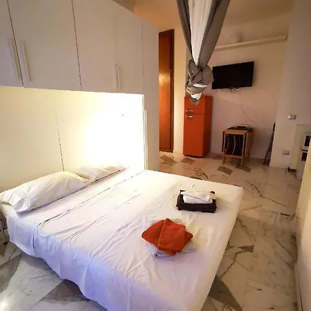 Rouge - 10 Min From Vatican *